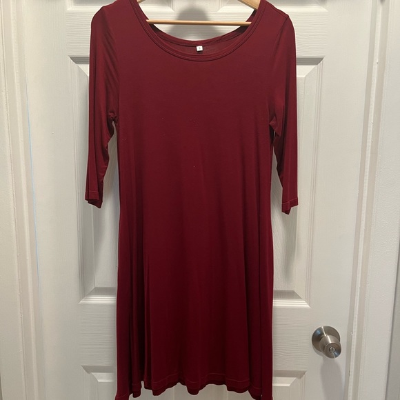 Maroon Dress with pockets - Picture 1 of 1